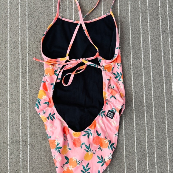 Jolyn - Jackson Tie-Back Suit, Citrussy Print, Size 34 Like Brand New! - Picture 3 of 4